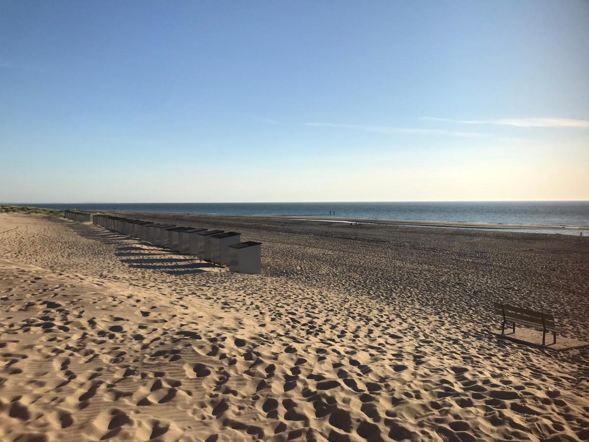 T Huuske Tuinappartement Met Fantastisch Uitzicht, Nabij Zee Zonnemaire Exterior foto
